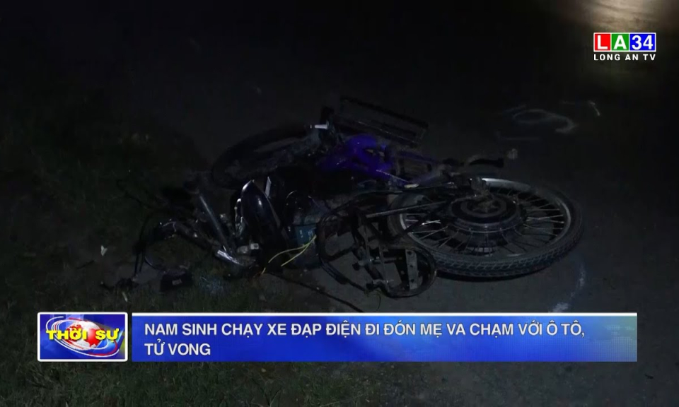 Nam sinh chạy xe đạp điện đi đón mẹ va chạm với ô tô, tử vong