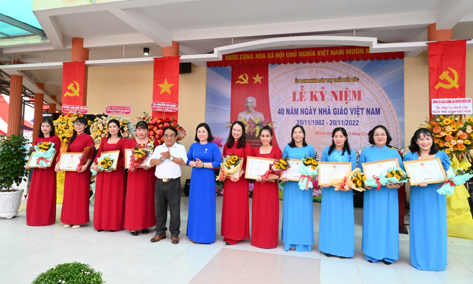 Bến Lức sôi nổi các hoạt động chào mừng Ngày Nhà giáo Việt Nam 20/11