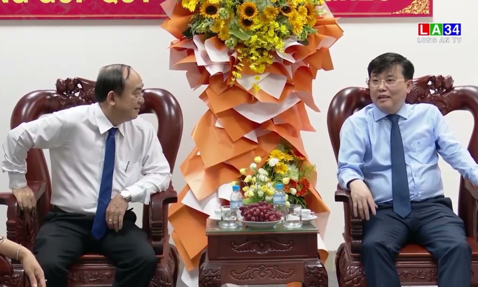 Lãnh đạo Tỉnh ủy chúc mừng Ủy ban MTTQ Việt Nam