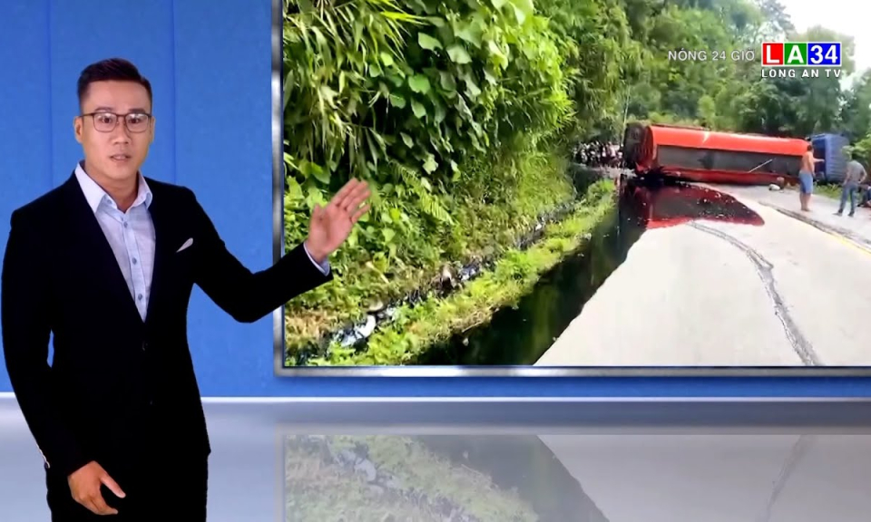 Xe tải lật ngang ở đèo Bảo Lộc, nhựa đường tràn ra QL20