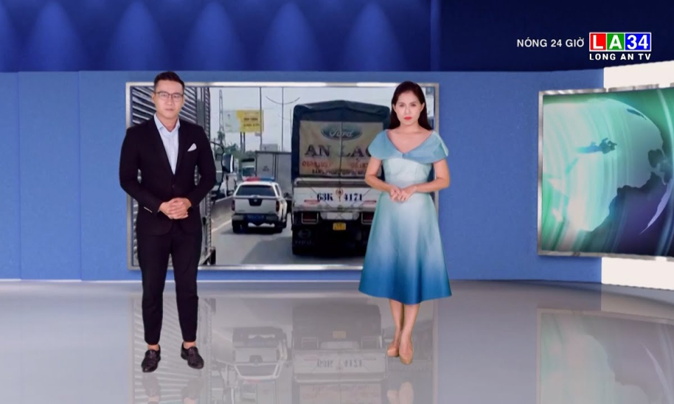 Xử phạt tài xế đi vào làn dừng khẩn cấp còn "vờn" cảnh sát giao thông