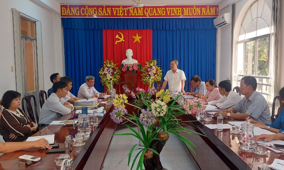 Tân Hưng tiếp và làm việc với Đoàn kiểm tra Ban Dân vận Tỉnh ủy