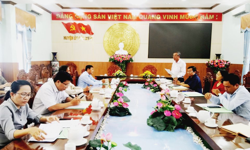 Cần Đước tuyên truyền hoạt động mừng Đảng mừng Xuân Qúy Mão 2023 