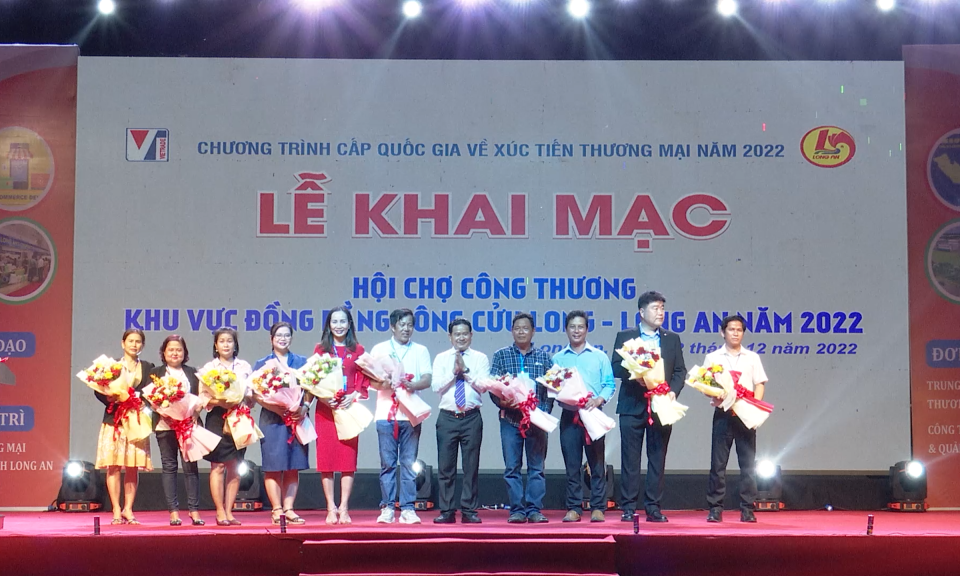 Khai mạc Hội chợ Công thương khu vực ĐBSCL - Long An năm 2022