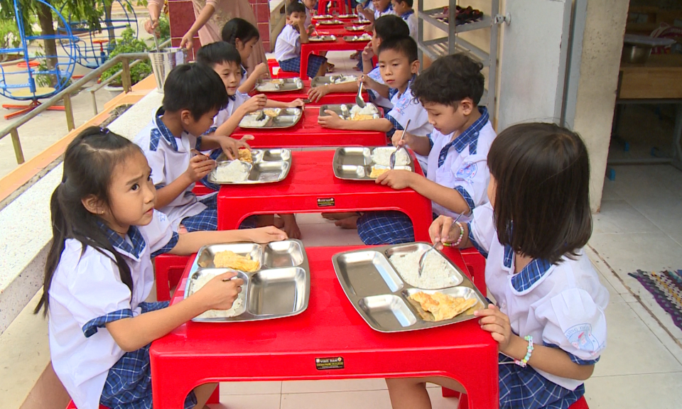 Đảm bảo an toàn thực phẩm, phòng chống ngộ độc thực phẩm trong trường học