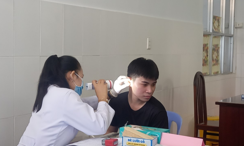 Thành phố Tân An khám tuyển nghĩa vụ quân sự năm 2023