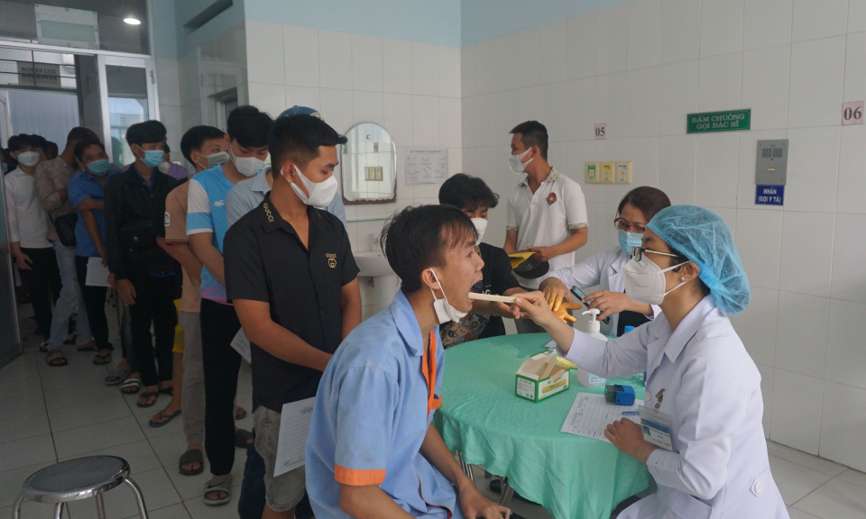 Huyện Bến Lức: 560 thanh niên đủ điều kiện khám sức khỏe nghĩa vụ quân sự cấp huyện