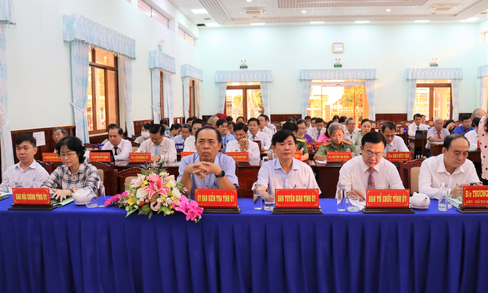 Ban Chấp hành Đảng bộ huyện Cần Đước khóa XII Hội nghị lần thứ 11