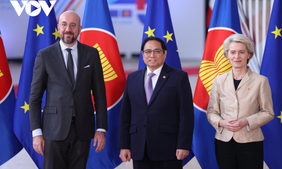 Thủ tướng đề nghị ASEAN và EU lấy hoà bình là mục đích, coi đối thoại là công cụ