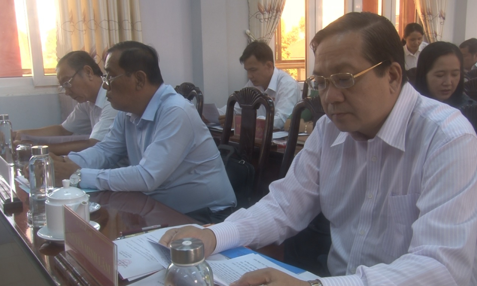  Hội nghị Thị ủy Kiến Tường lần thứ 12.
