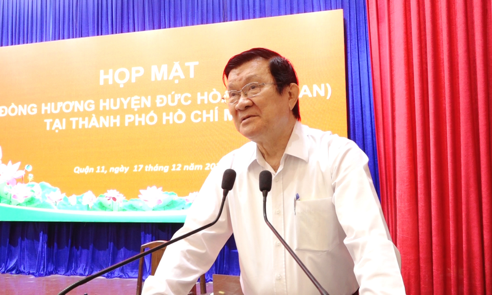 Nguyên Chủ tịch Nước Trương Tấn Sang dự họp mặt đồng hương Đức Hòa tại thành phố Hồ Chí Minh