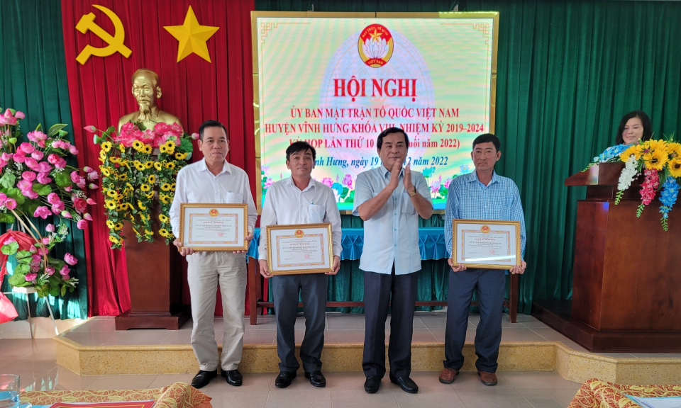 UBMTTQ huyện Vĩnh Hưng tổ chức Kỳ họp lần thứ 10