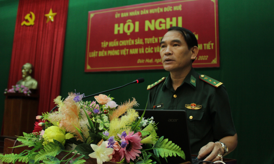 Đức Huệ tuyên truyền, phổ biến Luật Biên phòng Việt Nam