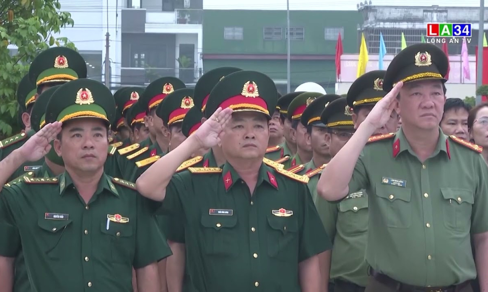Viếng Nghĩa trang Liệt sĩ tỉnh nhân kỷ niệm 78 năm ngày Ngày thành lập Quân đội Nhân dân Việt Nam