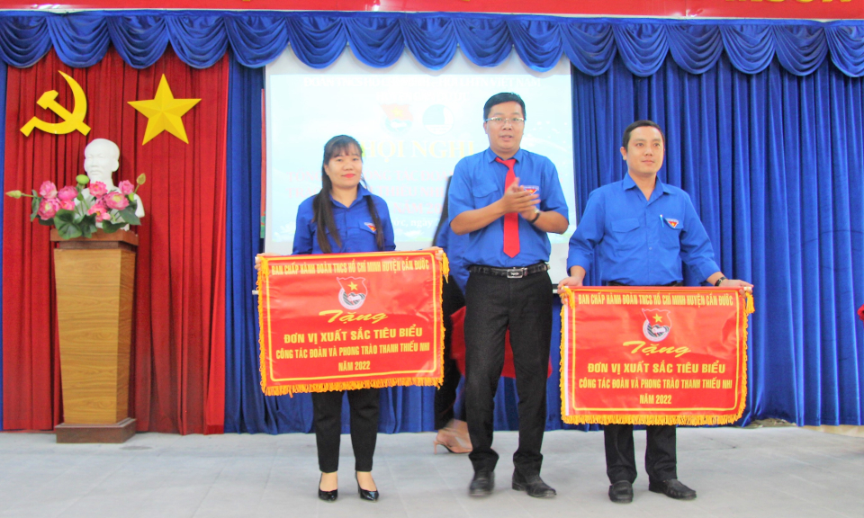 Cần Đước tổng kết công tác Đoàn - Hội và phong trào thanh thiếu nhi năm 2022