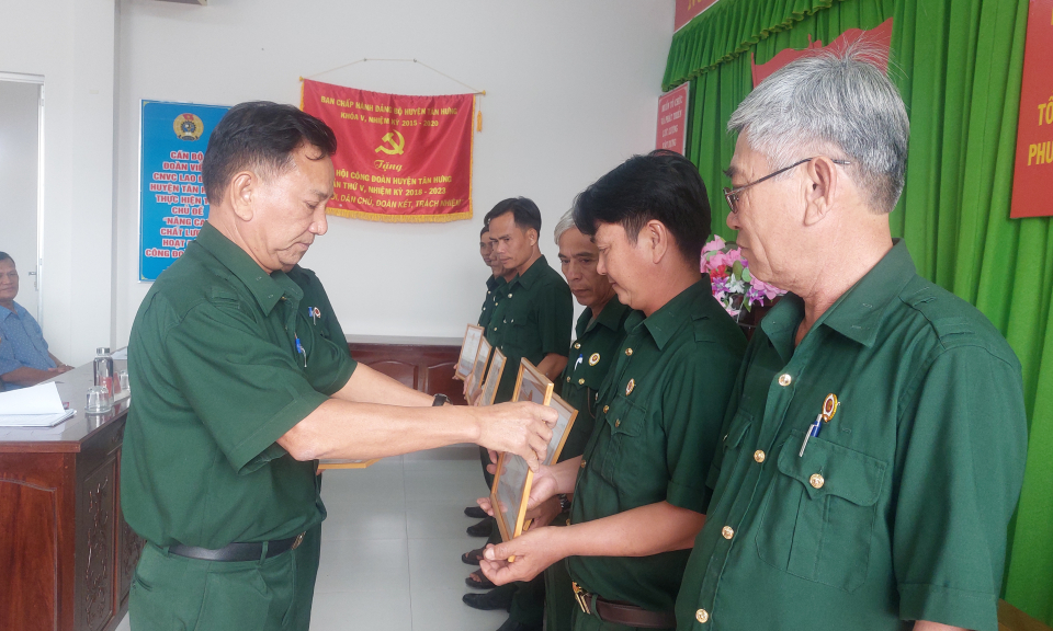 Tân Hưng tổng kết công tác Hội Cựu chiến binh năm 2022