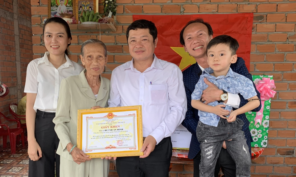 Hội đồng Đội tỉnh trao Nhà Đội viên tại huyện Châu Thành