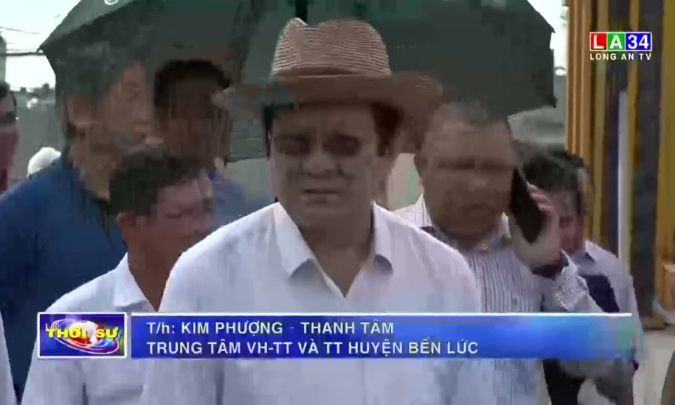 Nguyên Chủ tịch nước - Trương Tấn Sang kiểm tra tiến độ thi công Trường THPT Nguyễn Trung Trực