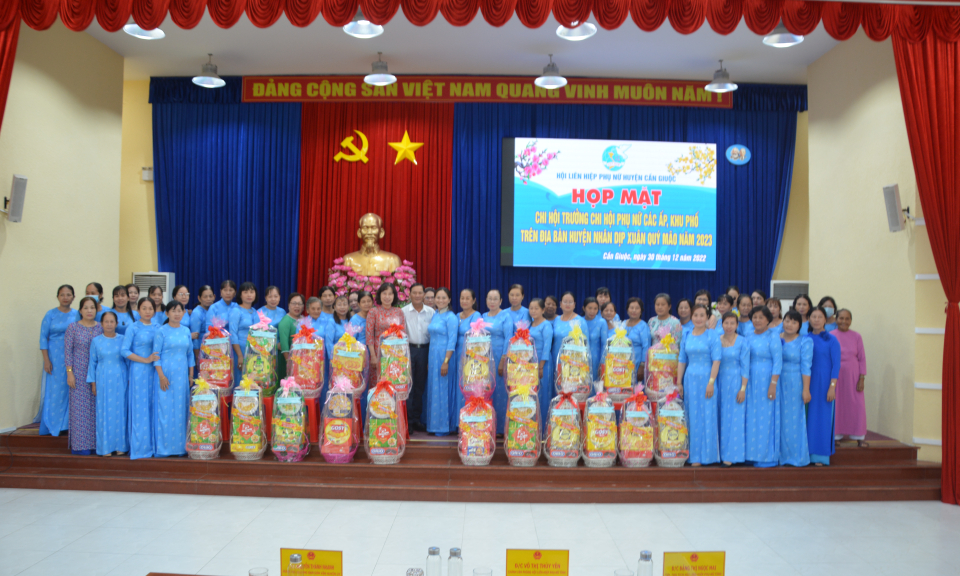 Cần Giuộc tổng kết công tác hội và phong trào phụ nữ năm 2022