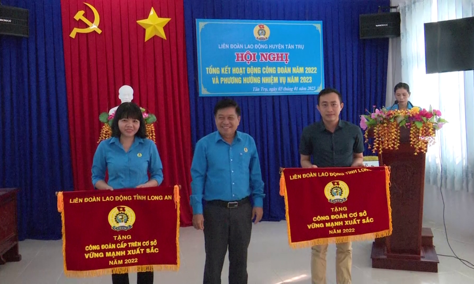 Tân Trụ tổng kết hoạt động công đoàn năm 2022