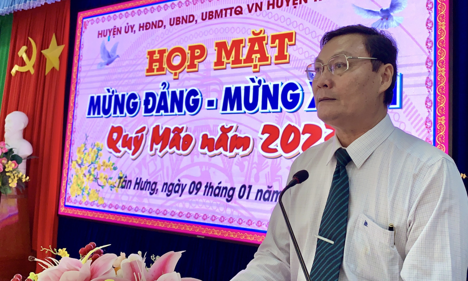 Tân Hưng họp mặt mừng Đảng, mừng Xuân Quý Mão 2023