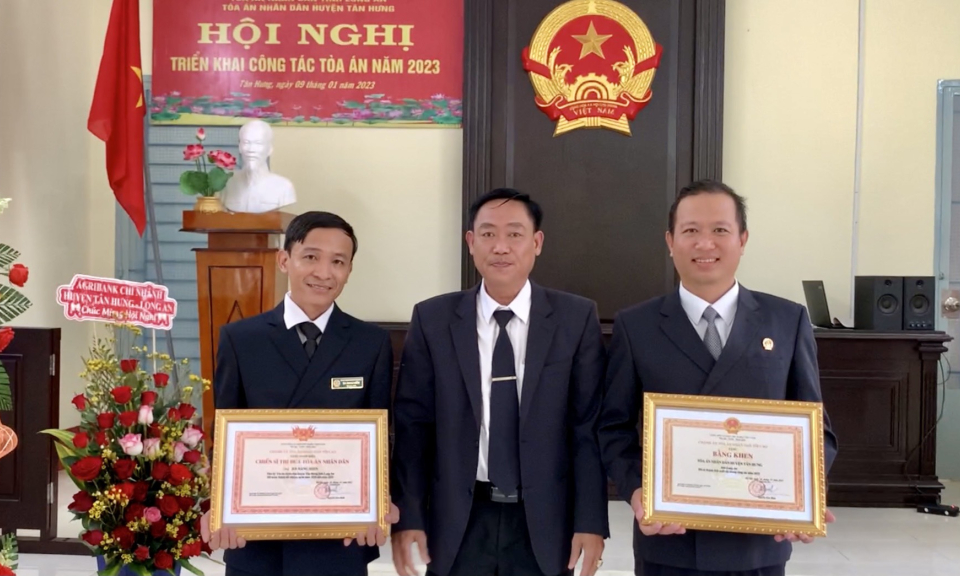 Tòa án Nhân dân huyện Tân Hưng triển khai công tác năm 2023
