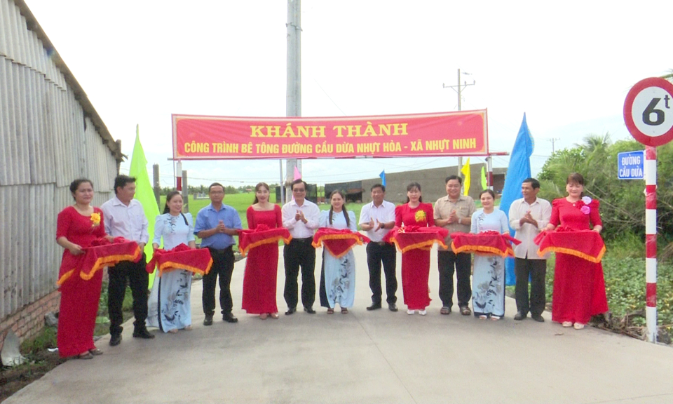 Tân Trụ khánh thành đưa vào sử dụng đường Cầu Dừa
