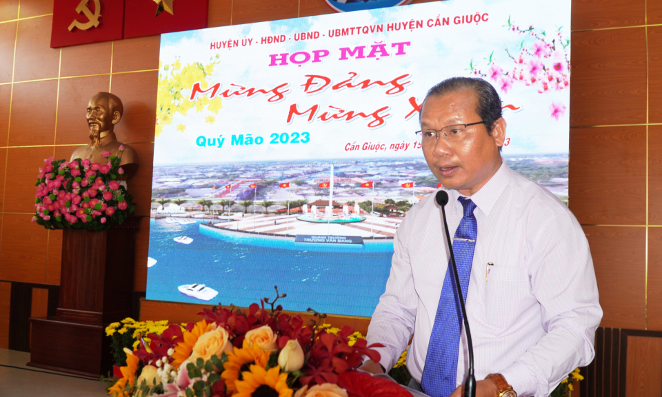 Cần Giuộc họp mặt mừng Đảng mừng Xuân Quý Mão 2023