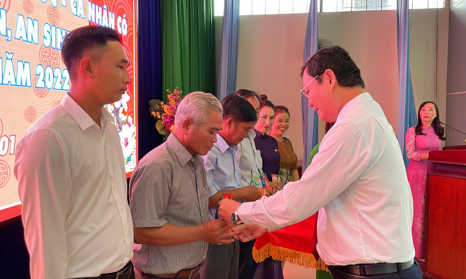 Tân Hưng họp mặt doanh nghiệp đầu năm Quý Mão 2023
