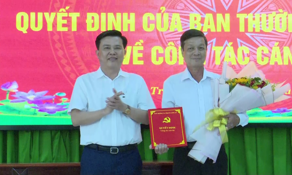 Ban Thường vụ Tỉnh ủy công bố quyết định về công tác cán bộ