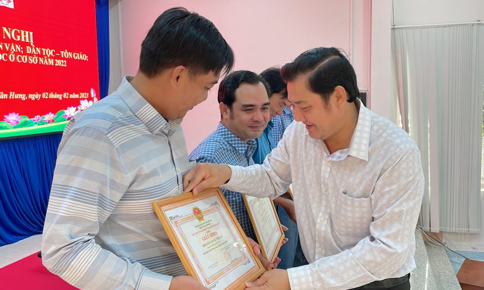 Tân Hưng tổng kết công tác dân vận, dân tộc - tôn giáo và quy chế dân chủ ở cơ sở