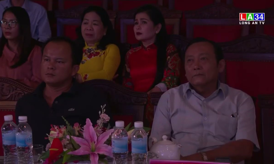 Đoàn nghệ thuật Cải lương Long An họp mặt mừng công
