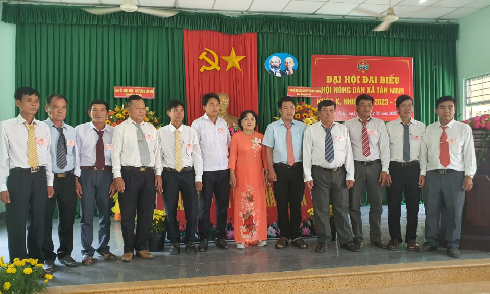 Tân Thạnh tổ chức đại hội điểm Hội Nông dân xã Tân Ninh