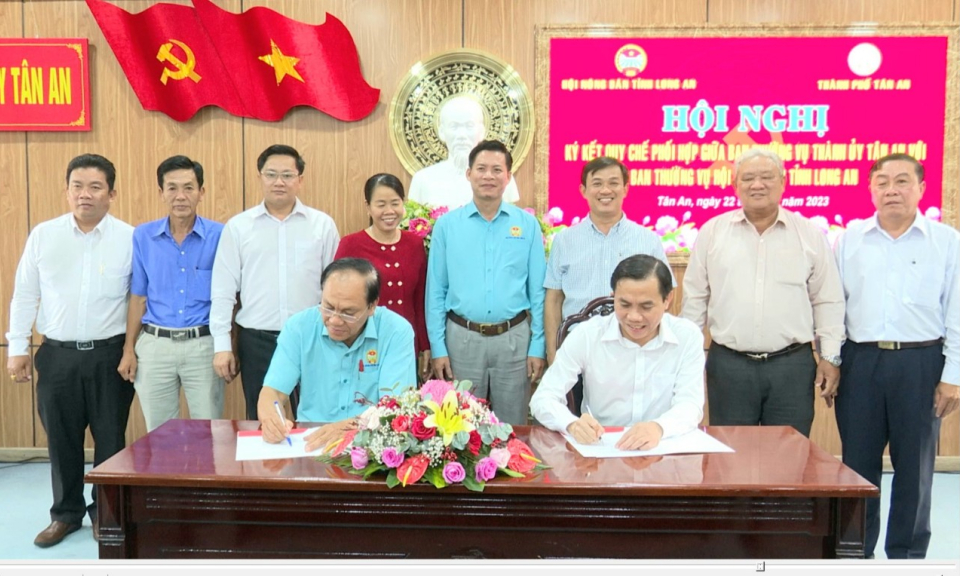 Ban Thường vụ Thành uỷ Tân An và Hội Nông dân tỉnh ký kết Quy chế phối hợp giai đoạn 2022 - 2025