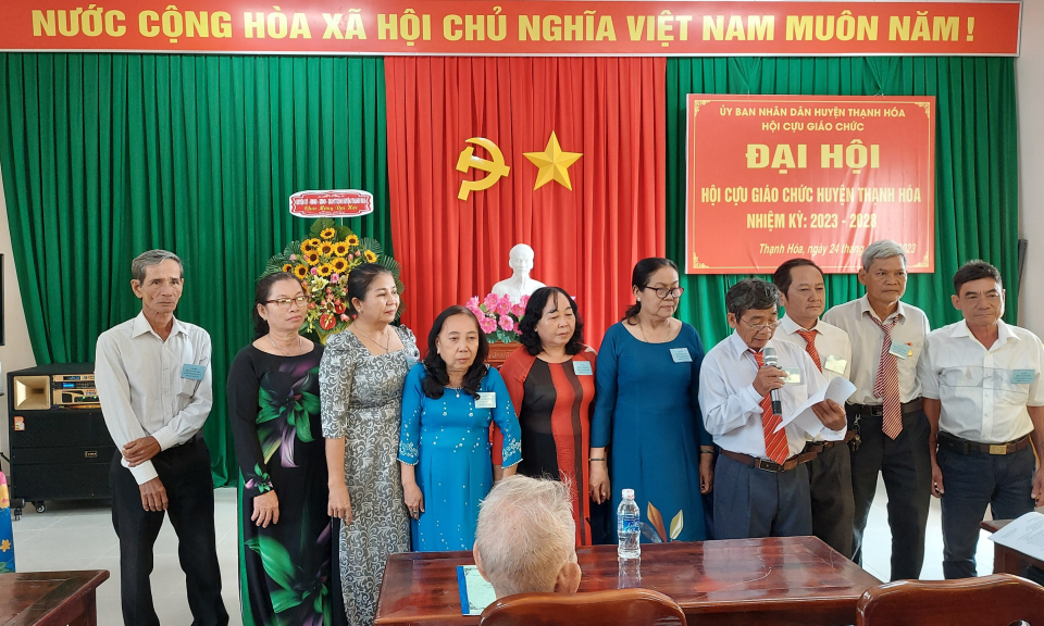 Hội Cựu giáo chức huyện Thạnh Hóa tổ chức Đại hội nhiệm kỳ 2023-2028