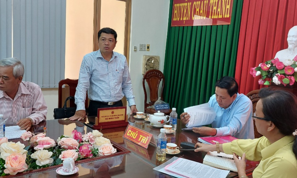 Ủy ban MTTQ huyện Châu Thành  tổ chức Hội nghị phản biện xã hội.