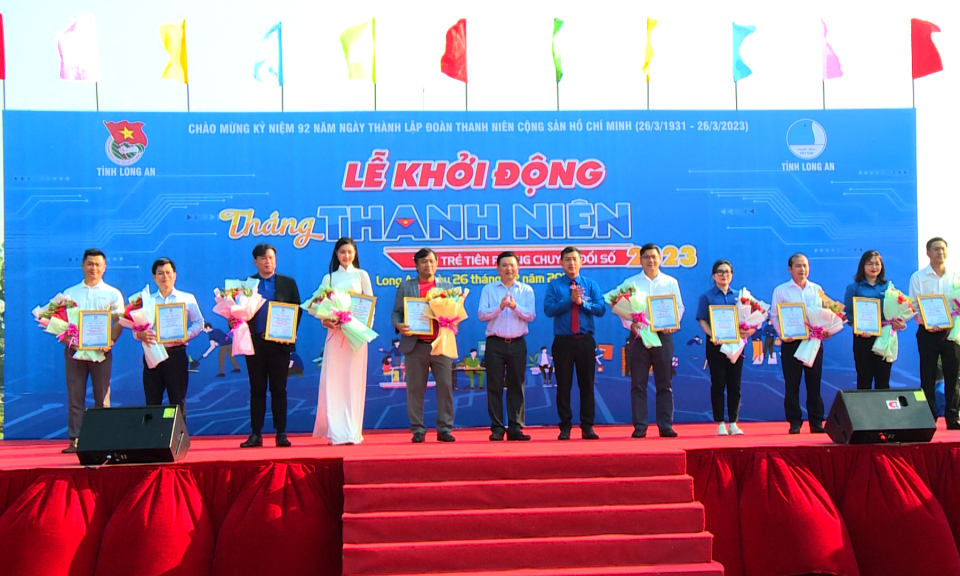 Tuổi trẻ Long An sôi nổi ra quân hưởng ứng Tháng Thanh niên năm 2023