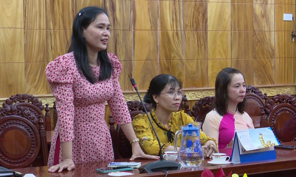 Tân Trụ tổ chức gặp mặt cán bộ được điều động