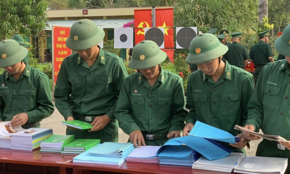 Đồn Biên phòng Sông Trăng tổ chức Lễ ra quân huấn luyện năm 2023