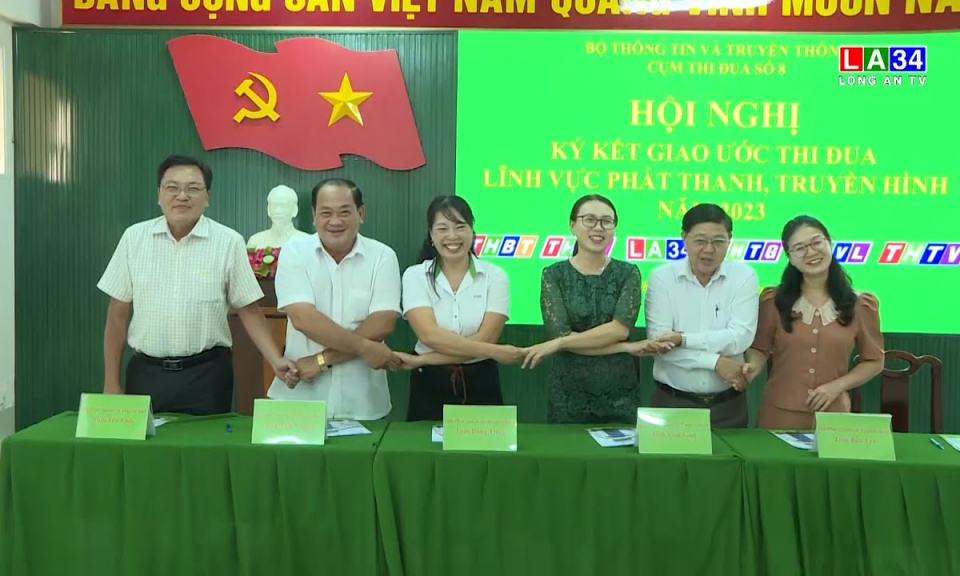 Ký kết thi đua Cụm số 08 ngành Phát Thanh Truyền Hình