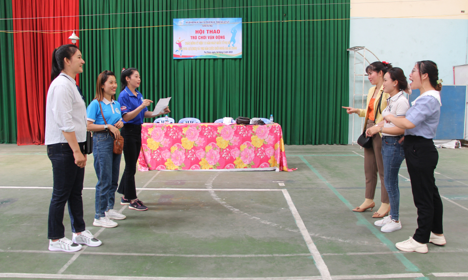 Thủ Thừa hội thao trò chơi vận động