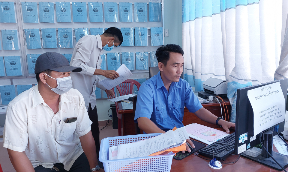 Huyện Châu Thành đẩy nhanh tiến độ  chuyển đổi số trong giải quyết thủ tục hành chính.