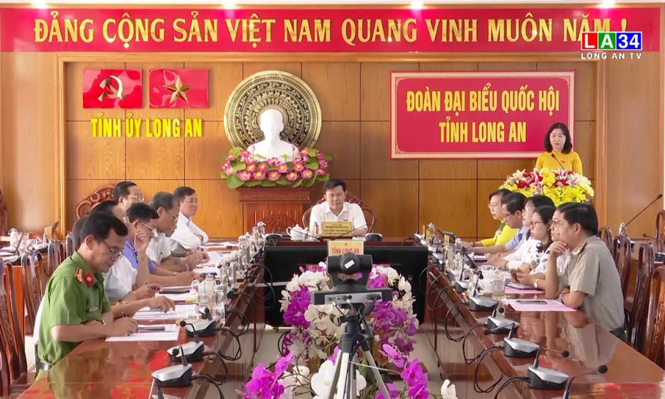 Ủy ban Thường vụ Quốc hội chất vấn nhóm vấn đề thuộc lĩnh vực tòa án