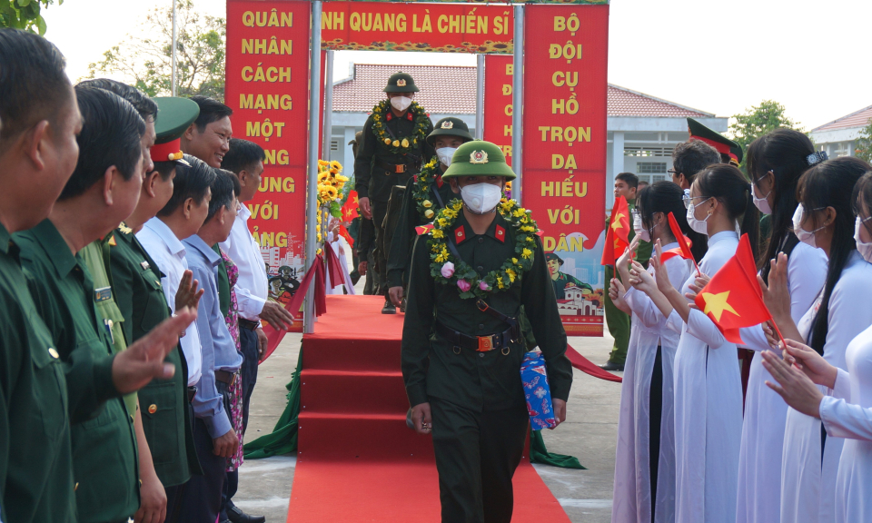Mộc Hóa tổng kết công tác tuyển chọn và gọi công dân nhập ngũ năm 2023