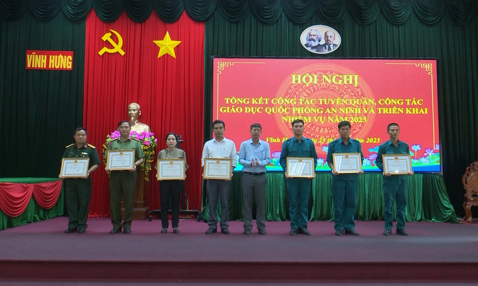Vĩnh Hưng tổng kết công tác tuyển quân năm 2023 