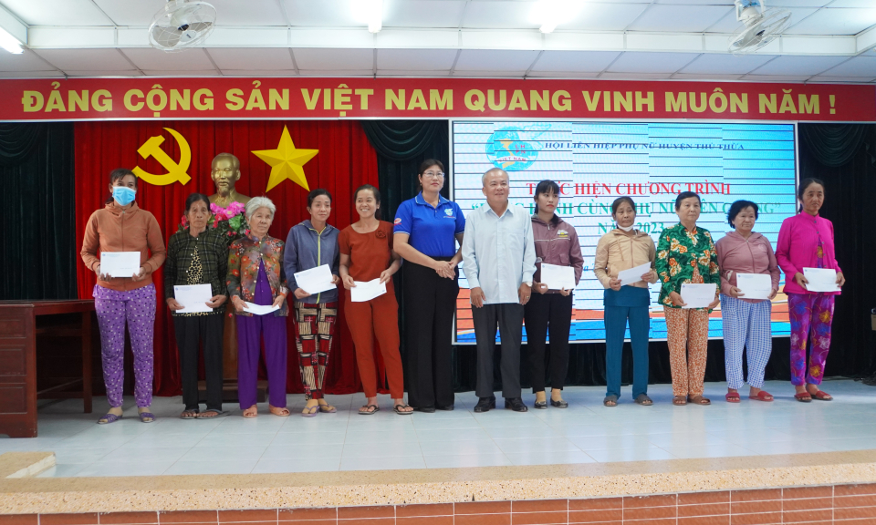 Mộc Hóa đồng hành cùng phụ nữ biên cương tại xã Bình Hòa Tây