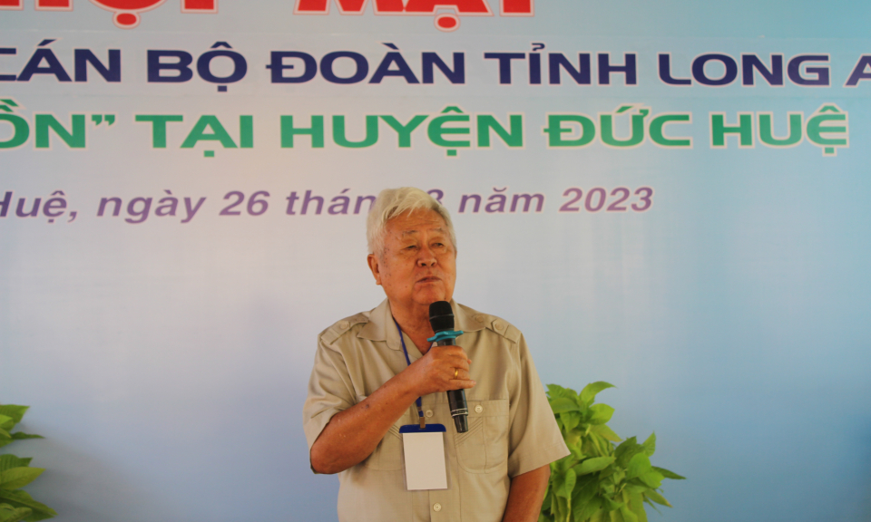 Các thế hệ cán bộ Đoàn tỉnh Long An họp mặt và về nguồn tại huyện Đức Huệ.