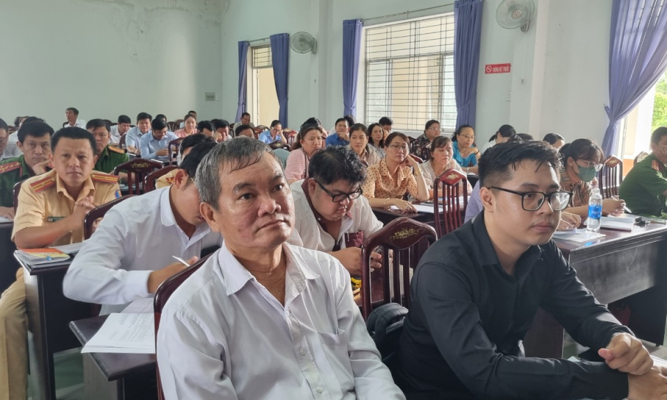 Thành phố Tân An tập huấn công tác xử lý vi phạm hành chính năm 2023