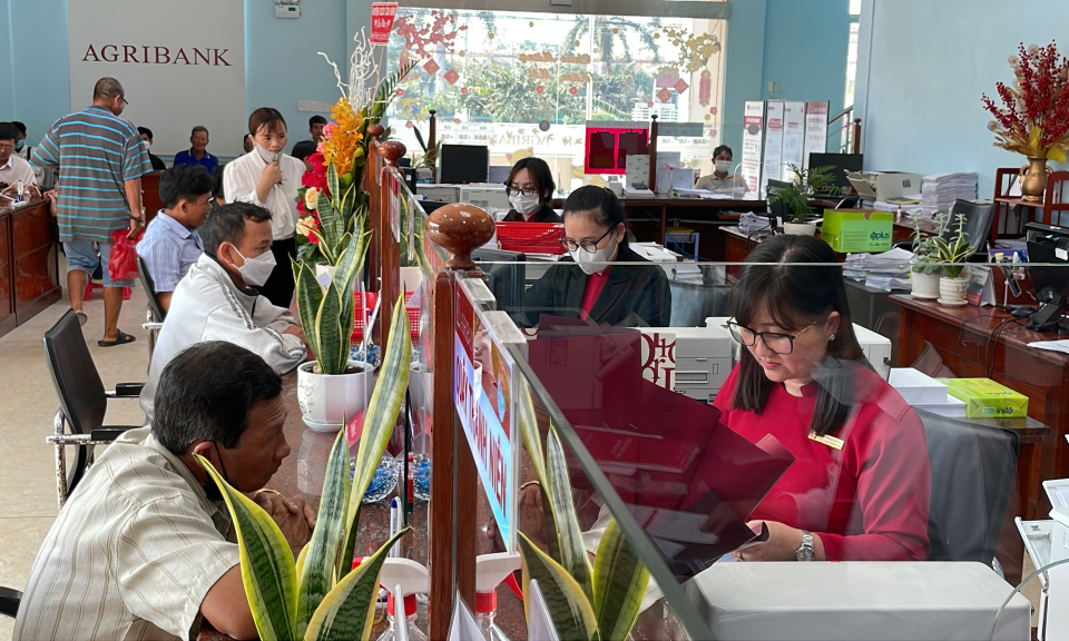 Agribank Tân Hưng đạt tổng dư nợ trên 1.596,5 tỷ đồng