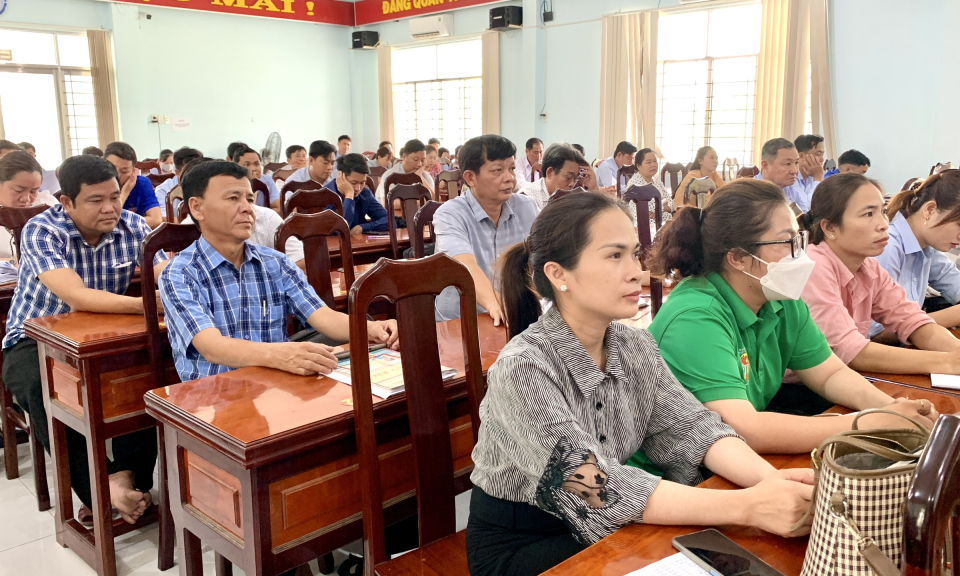 Tân Hưng bồi dưỡng, tập huấn nghiệp vụ công tác Tuyên giáo cơ sở năm 2023